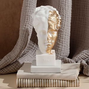 Hygieia Goddess of Health Healing and Weelbeing Ancient Greek Goddess Sculpture, Height 25 cm