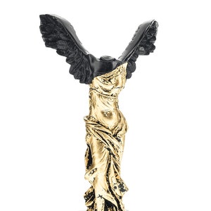 Winged Victory Nike Of Samothrace Statue Ancient Greek Famouse Sculpture 31cm Height