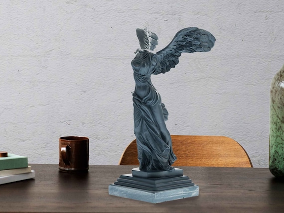 ニケの勝利の女神像 古代ギリシャの有名な彫刻 高さ31 cm - Etsy 日本