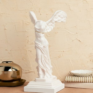 Winged Nike Of Samothrace Sculpture Pop Art Victory Statue 31 cm Height