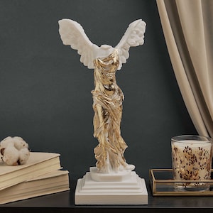 Winged Victory Nike Of Samothrace Statue Ancient Greek Famouse Sculpture 31cm Height