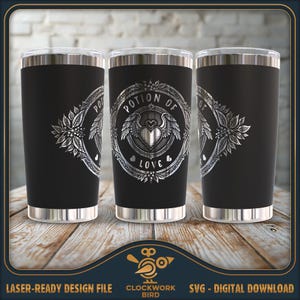 Fichier laser SVG Potion of Love Tumbler Wrap - Conception de style vintage Fantasy Heart Magic Potion pour gravure de 20 oz 30 oz et 40 oz