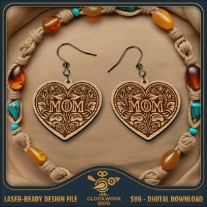 Boucles d'oreilles coeur « Maman » Fête des mères SVG - Boucles d'oreilles familiales, conception de boucle d'oreille vintage - Fichier laser unique pour la découpe et la gravure