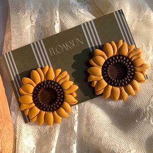 Polymer Clay Earrings,Sunflower Earrings,Fall Earrings,Handmade Autumn Jewelry,Thanksgiving,Halloween Earrings,Gift for her,Cottagecore.