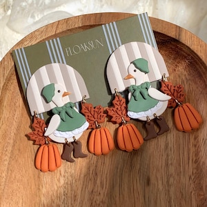 Polymer Clay Earrings,Goose Earrings,Fall Earrings,Handmade, Autumn Jewelry,Thanksgiving,Halloween Earrings,Porch goose, Cottagecore.