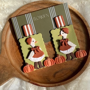 Polymer Clay Earrings,Goose Earrings,Fall Earrings,Handmade, Autumn Jewelry,Thanksgiving,Halloween Earrings,Porch goose, Cottagecore.