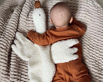 Cuddly toy "Emil" the Goose, a lovely cuddly toy made of boucle for girls and boys, perfect as a first gift for babies