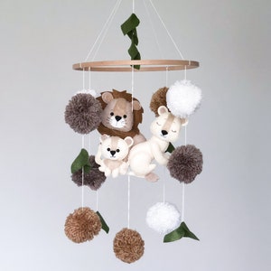 Baby mobile with lions, lion family, handmade from felt, perfect as a gift for a baby shower
