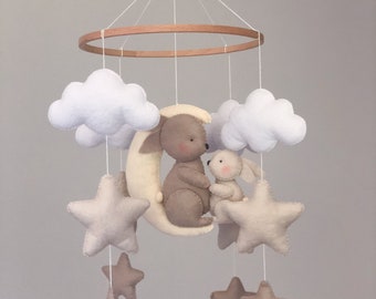 Baby mobile with rabbits on the moon, clouds and stars in beige, handmade from felt, suitable as a gift