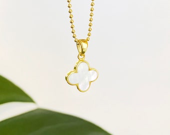 Cloverleaf necklace made of 925 silver, necklace with cloverleaf pendant made of sterling silver, gold-plated