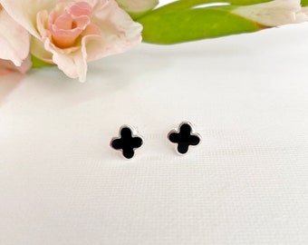 Cloverleaf Stud Earrings Black Silver 925