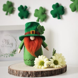 St. Patrick's Day  Gnome sewing Pattern PDF SVG, Green Clover Garland Pattern, felt ornaments pattern, green leprechaun, felt Irish gnome
