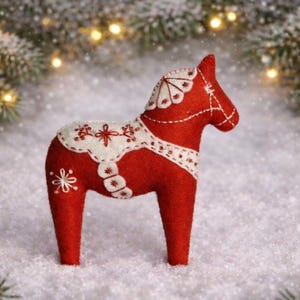 Dala Horse sewing pattern PDF SVG, Christmas ornament, felt pattern, Scandinavian decor, DIY Swedish Felt Ornament, stuffed toys, Dalapferd