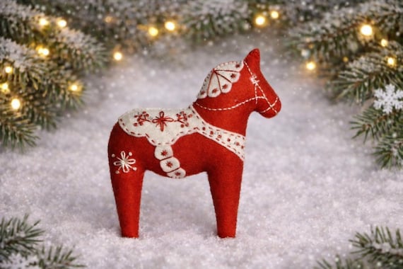 Dala Horse sewing pattern PDF SVG, Christmas ornament, felt pattern, Scandinavian decor, DIY Swedish Felt Ornament, stuffed toys, Dalapferd