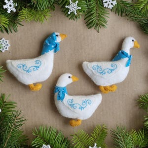Goose sewing pattern, felt goose ornament, Christmas ornaments, felt patterns, felt bird, Farm animals, pdf svg patterns, baby mobile, DIY