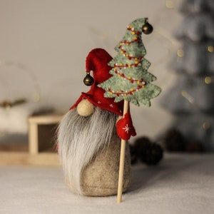 Gnomes de Noël avec arbre, motif de couture SVG PDF, ornements en feutre, motif en feutre, gnome d'hiver image 4