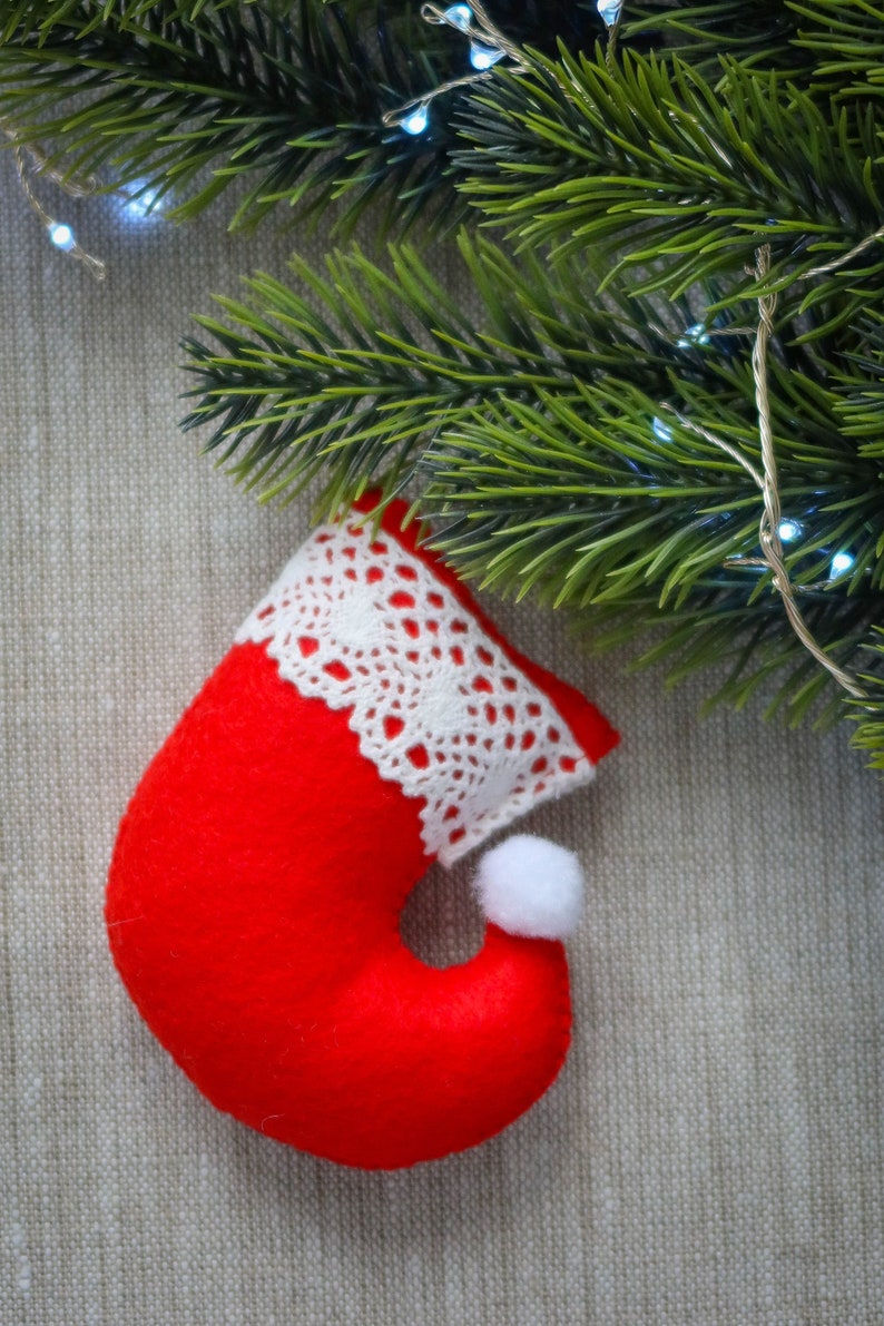 Mini Christmas Stockings sewing pattern, Christmas ornament, felt pattern, felt garland, home decor, christmas clearance image 3