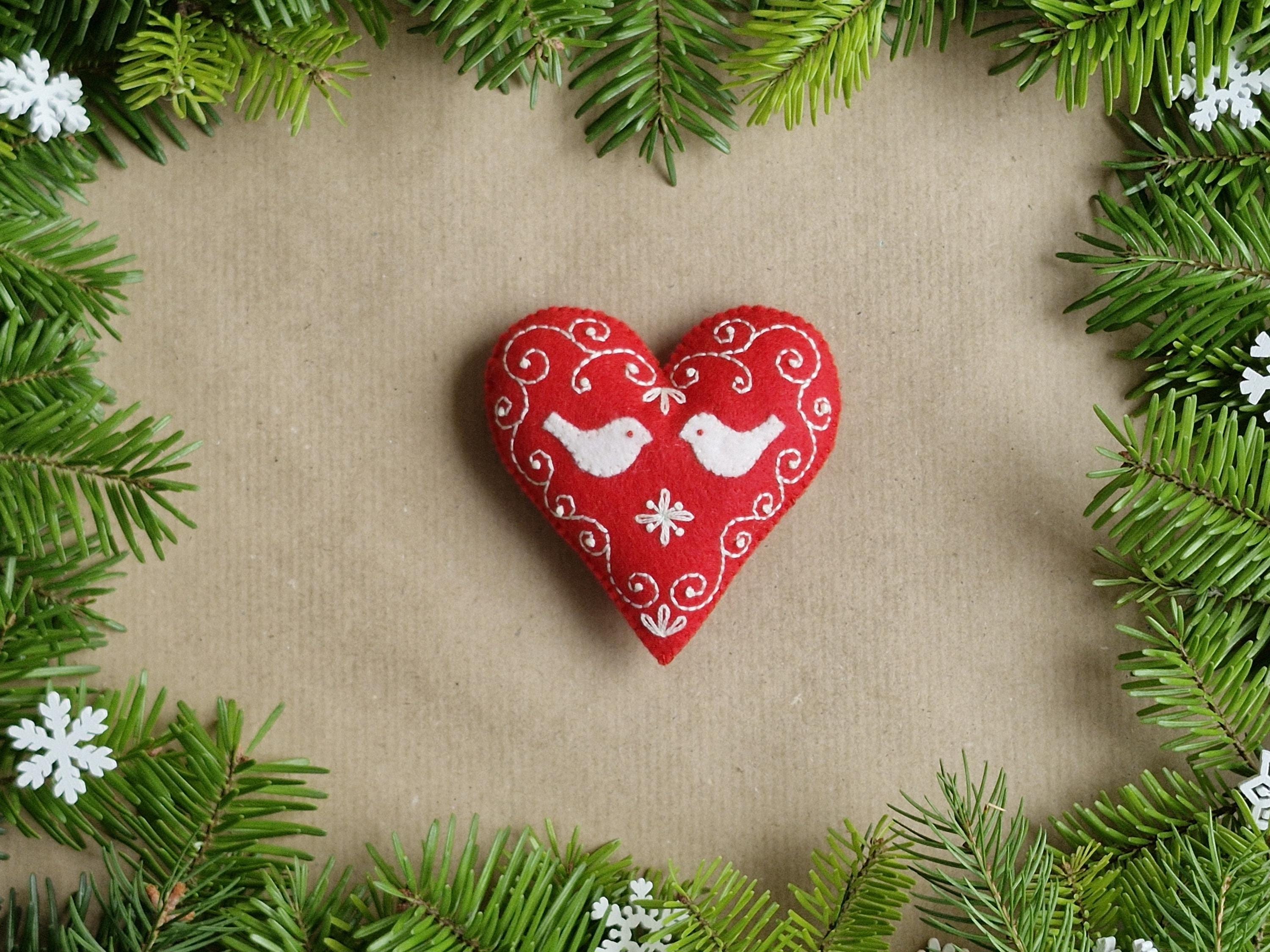 Heart scandinavian ornament, sewing pattern, felt pattern, Christmas ornament, Valentine's Day gift, Folk Art decor, Mother's Day Gift