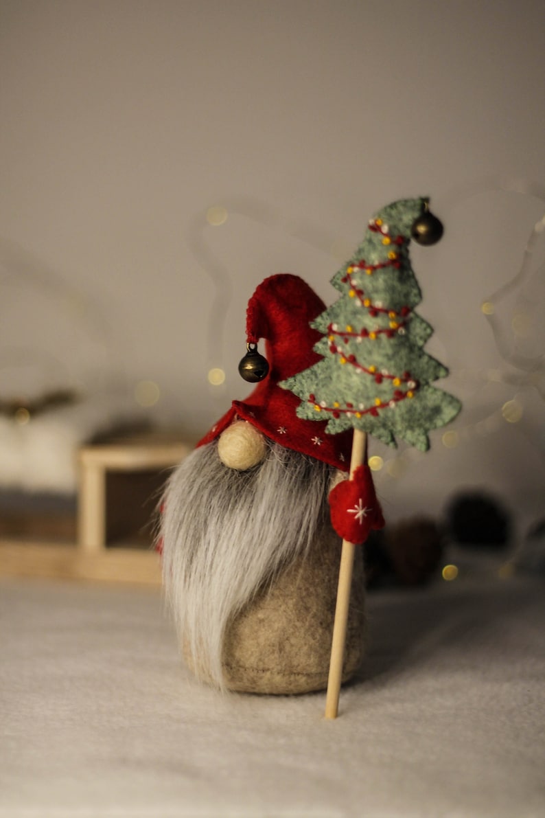 Gnomes de Noël avec arbre, motif de couture SVG PDF, ornements en feutre, motif en feutre, gnome d'hiver image 7