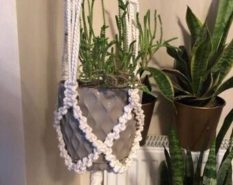 Macrame Plant Hanger, Boho Plant Holder, Plant Hanger Indoor, Small Plant Hanger, Macrame Plant Stand, Hanging Flower Pot