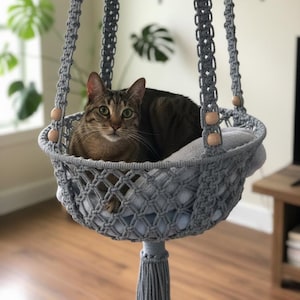 Hamac pour chat en macramé, lit pour chat suspendu gris avec oreiller, balançoire pour lit pour animal de compagnie, lit pour chien, cadeau pour amoureux des chats, cadeau pour animal de compagnie
