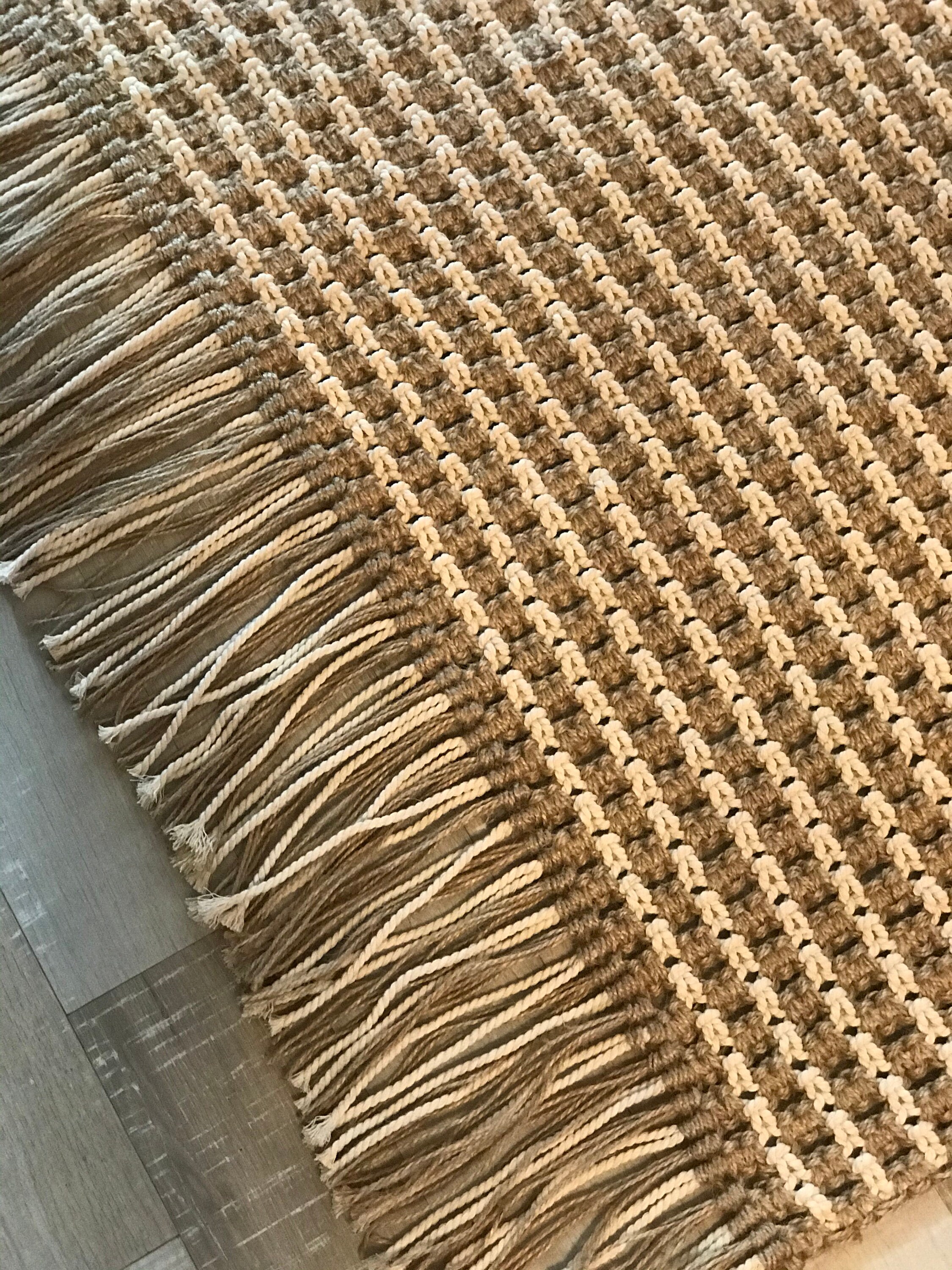 Wovenwomen Handmade Carpet Straw Floor Mat Home Rectanglar Braided Rugs  Area Hall - China Macrame Mat and Macrame Seat Cushion price