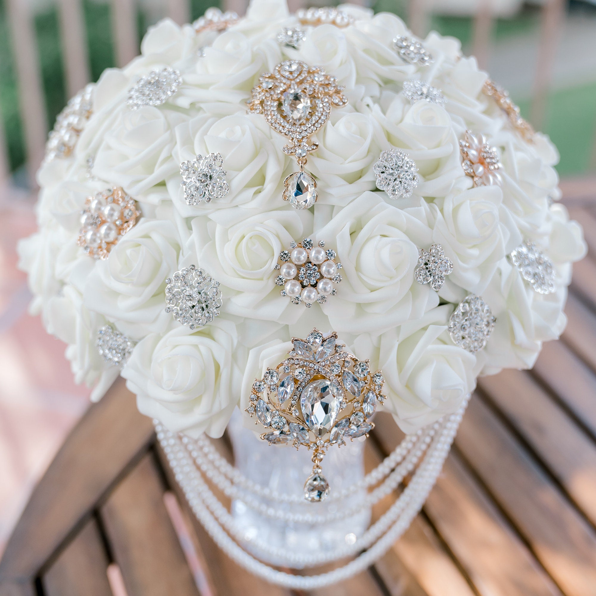 Gold Rhinestones Trim Wedding Bouquet Holder Bellas Glam Bling Bouquet  Holders 