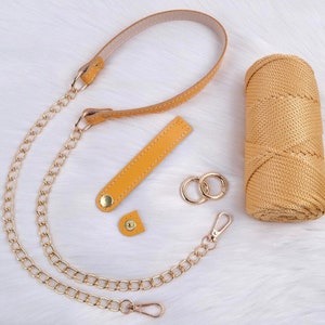 Set for knitting a handbag in the form of a shell made of genuine leather with a strap attached to the rings. Base for DIY crochet bag