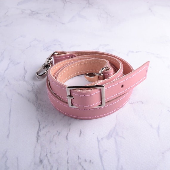 Adjustable strap with carabiners 110cm made of genuine leather. A strap for a crochet bag, with a buckle regulator. Bag with shoulder strap.