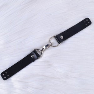Leder Buckle für einen Rucksack oder eine Tasche 22x2 cm. Verschluss für einen Rucksack. Verschnürung für Häkeltasche. Clip für Tasche und Rucksack. Gehäkelter Rucksack