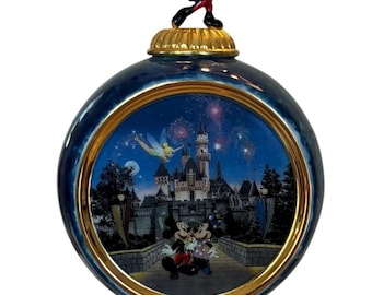 Vintage Disneyland Bradford Exchange Celebrating the Magic of Disney Holiday Christmas Ornament