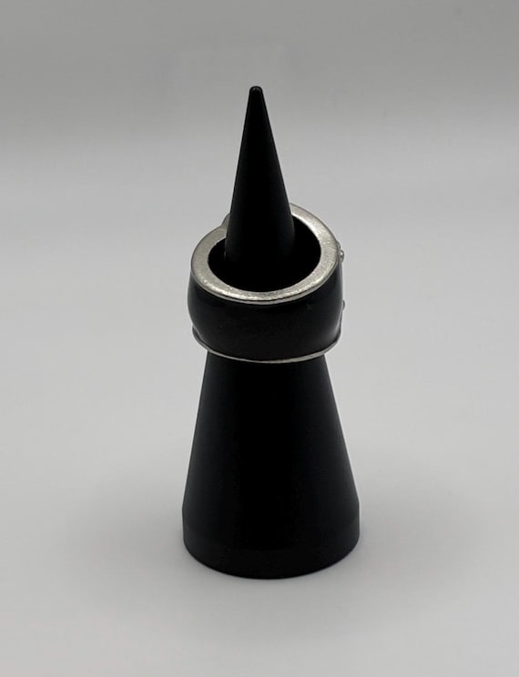 Black Enamel Silver-Tone Statement Ring Size 6.5–7 - image 4