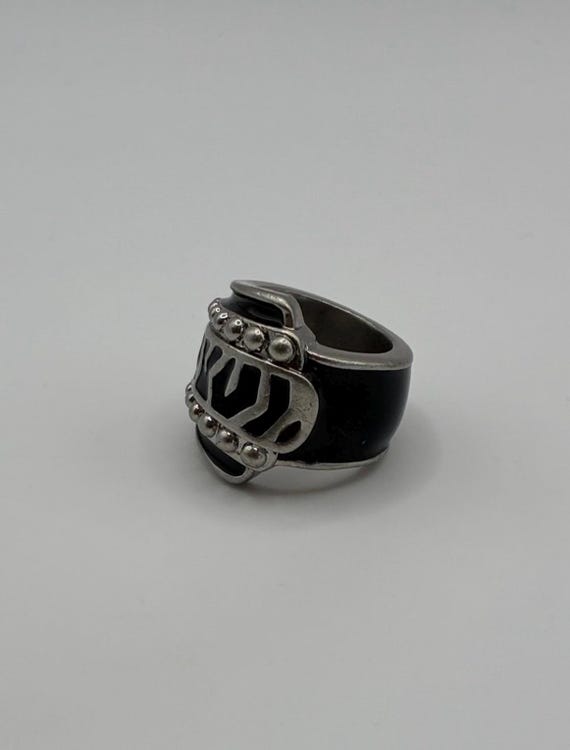 Black Enamel Silver-Tone Statement Ring Size 6.5–7 - image 8