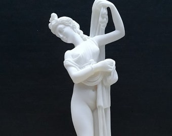 アフロディーテ・カリピュゴス像：ギリシャの女神アラバスター彫刻