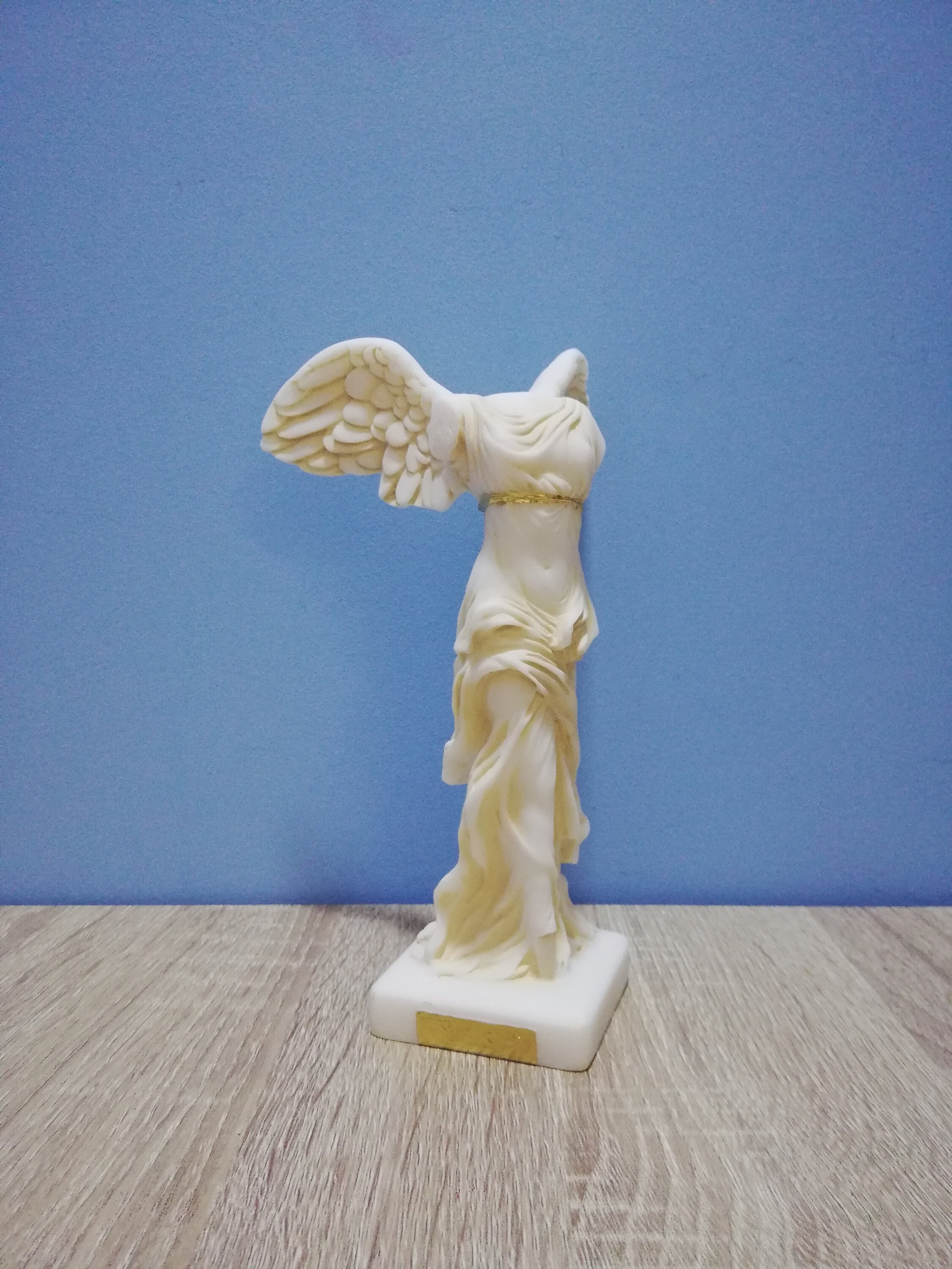 the winged nike of samothrace