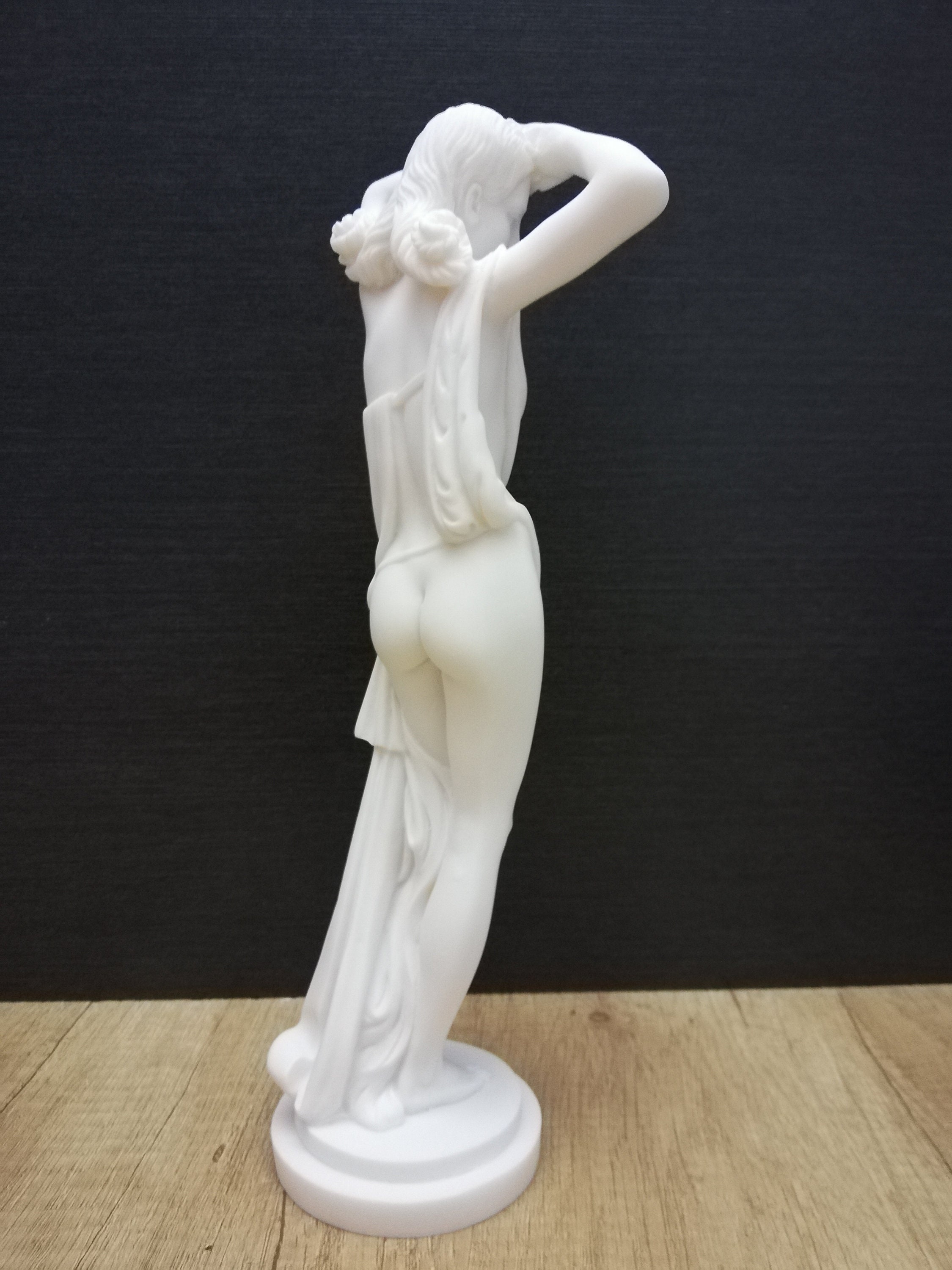 ヴィーナス・女神の彫刻 ギリシャ ハンドメイド ヌード像 材質