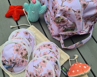 Breast Pump Bag With Matching Reusable Breast Pads - Nappy Bag Organiser - Zip Up Pouch - Breastfeeding Support for Mums