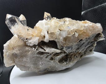 Adularia Inclusions in Quartz, Hamilton Hill, Jessieville, crystal collector dig