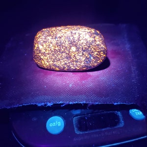 Yooperlite, yooperstone, emberlite, collectors piece fluorescent sodalite! Super bright, rare, unique, lake Superior, Upper Michigan, Yooper