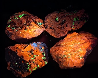 UV Reactive Willemite Franklinite Shortwave Fluorescent Mineral Display- Specimen for collectors. New Jersey