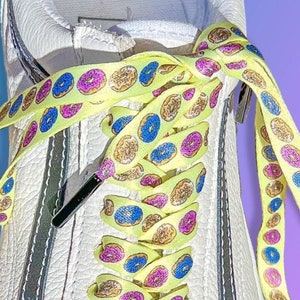1 Pair of Donut Shoelaces FLAT Cute Shoelaces in Adult and Child Sizes with Fun Designs