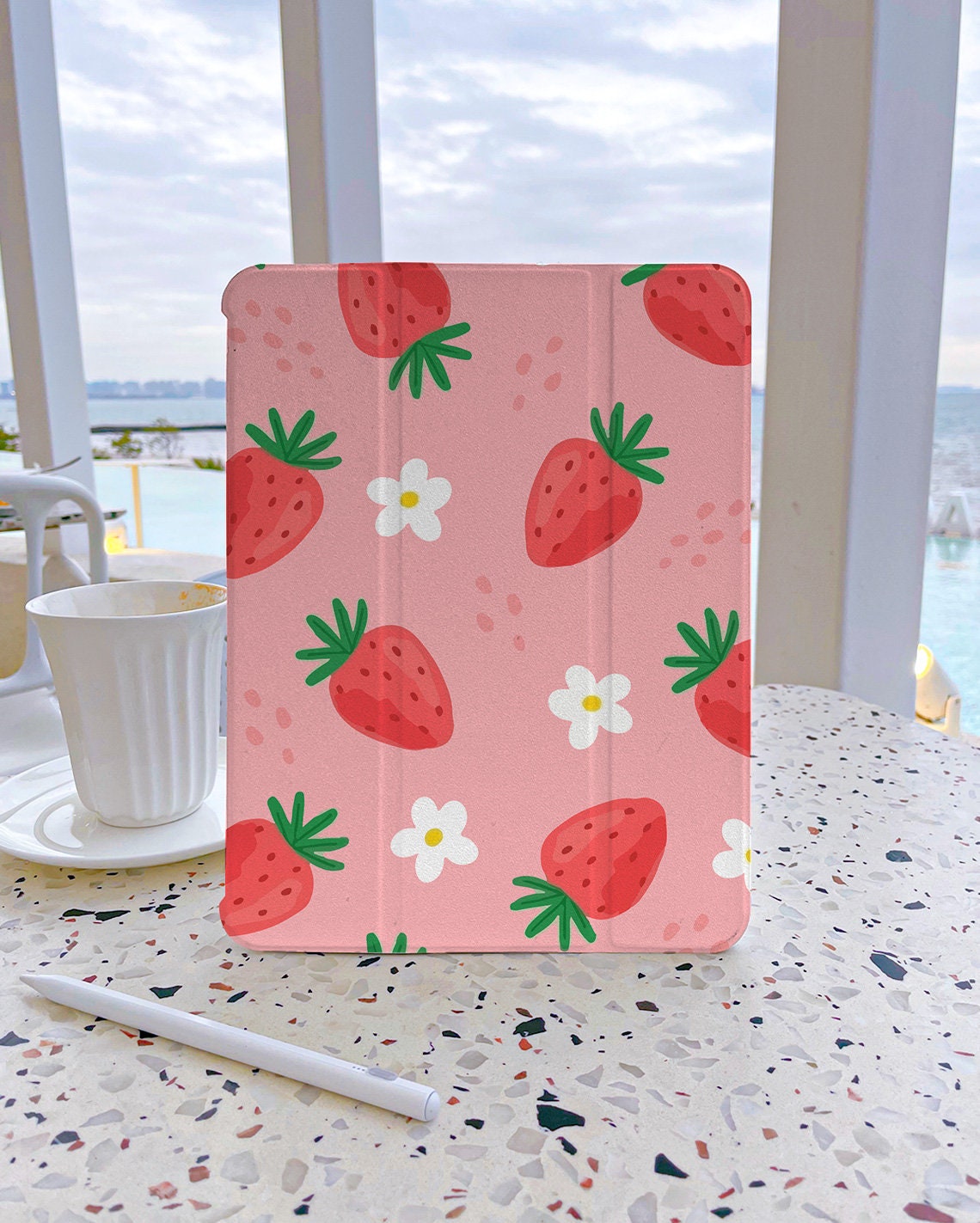Cute strawberry pattern  iPad Case 7th Generation iPad Case with pencil holder iPad Case 9 Generation 10.2 Soft Back Cover For iPad Air 4