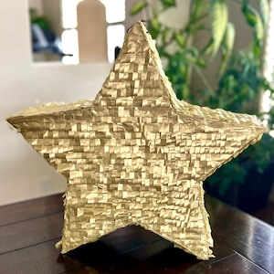 Star | Holiday New Year&#39;s Eve Party | Gender Reveal | Handmade Pinata | Birthday Party Piñata Decor