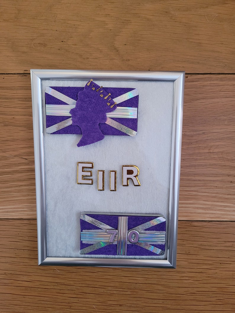 Queen's Platinum Jubilee Frame Platinum Jubilee Table Etsy