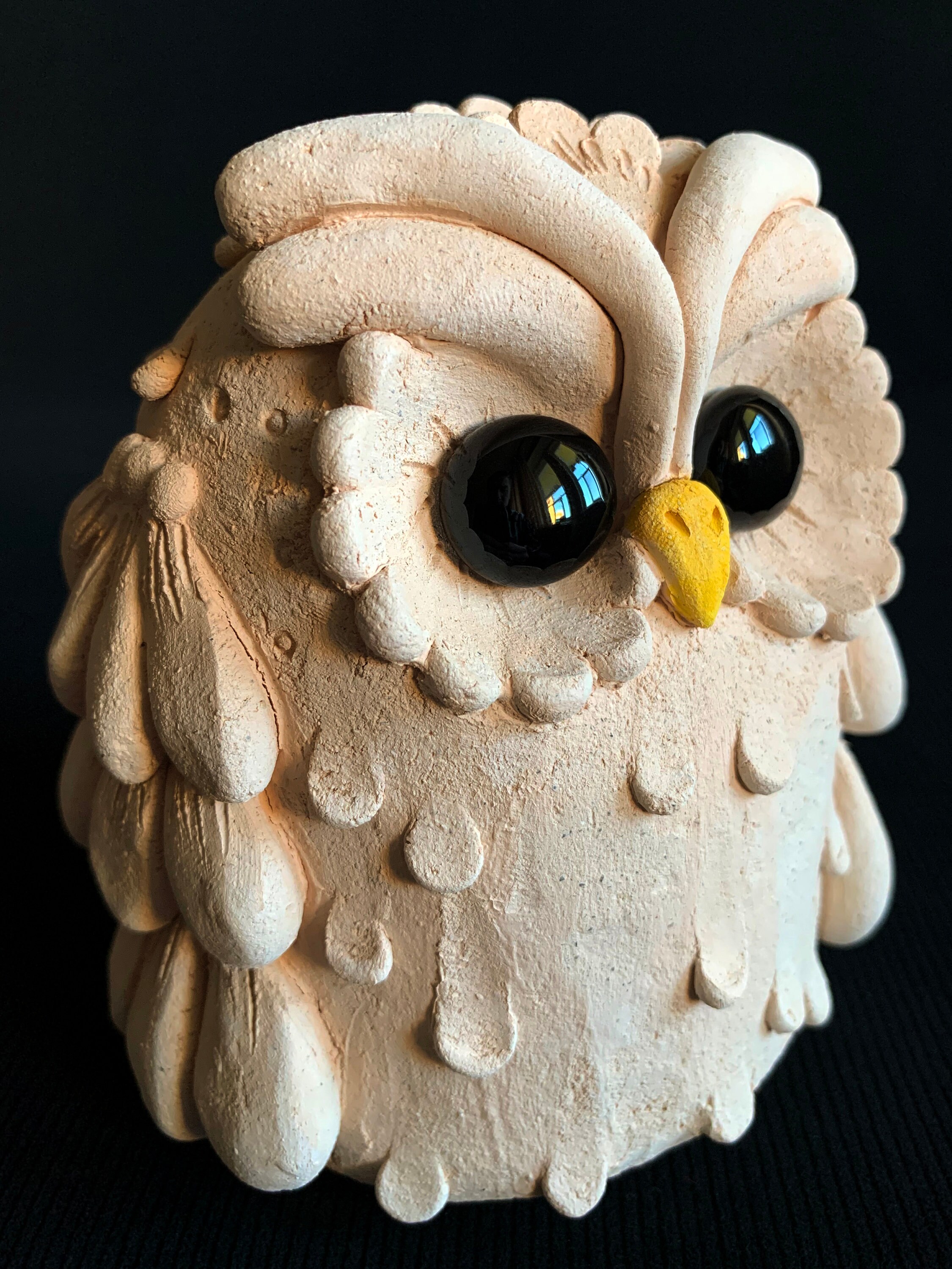 手作りの陶器製フクロウの彫刻：知恵の象徴 - Etsy 日本