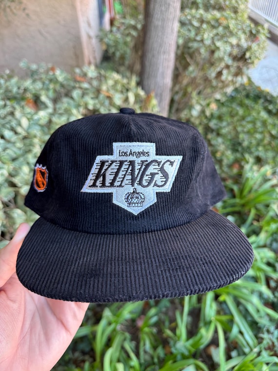 Vintage Style Los Angeles Kings Hat - Corduroy - Wayne Gretzky - Hockey - similar to Starter and Sports Specialties 90’s retro SnapBack NHL