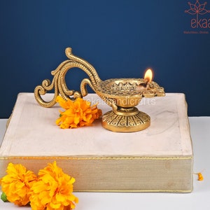 Brass Diya with Handle for Home Temple, Oil Wick Pooja Aarti Diya , Indian Handcrafted Deepak for Home Decor Handmade Lamp