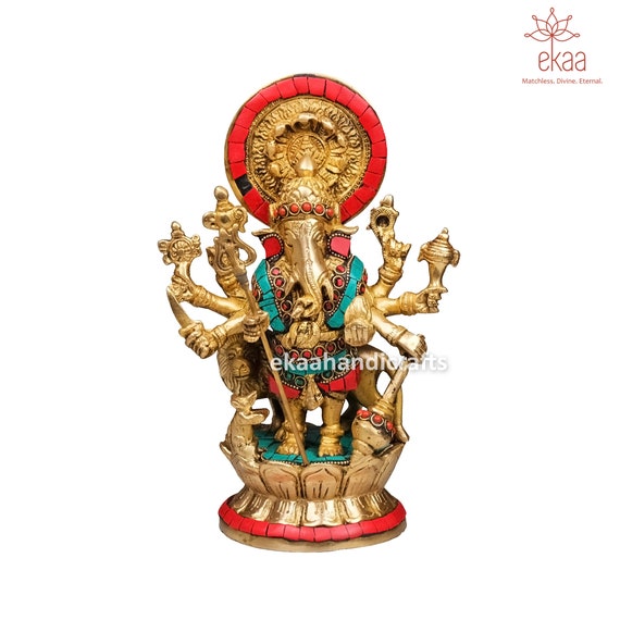真鍮のガネーシャ像: 12 インチのドリシュティ ガネーシャとライオン