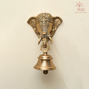 Lord Ganesha Brass Mask with Bell Wall Hanging, Brass Indian Home Decor, Diwali Decorations, Vignaharta Ganapati, Siddhi Vinayak, Wall Decor