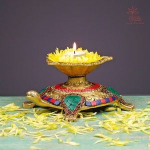 Turtles Design Diya in Brass, 3.5&quot; Inch Brass Tortoise Design Oil Lamp, Traditional Indian Oil Lamps, Decorative Diyas For Home Temple Decor